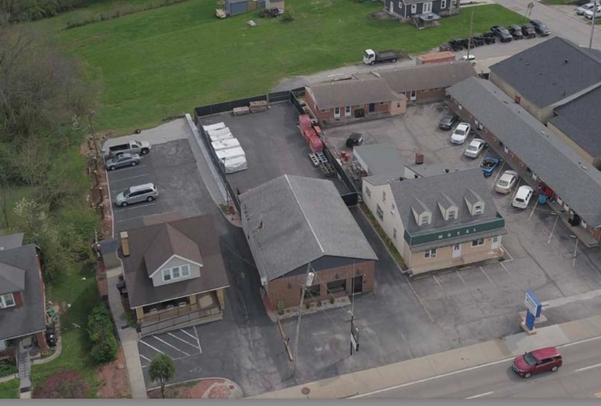 More Photos Of 6425 Dixie Hwy, Florence Freestanding For Sale