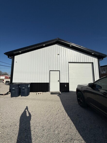 More Photos Of 307 S Superior St, Ramsey General Retail For Sale