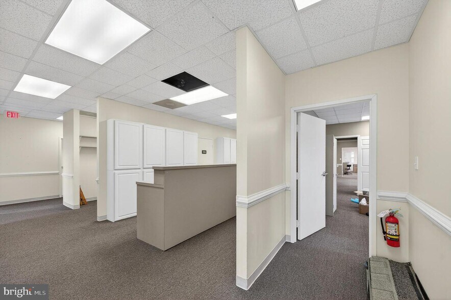 More Photos Of 7117 Salem Fields Blvd, Fredericksburg Office For Lease