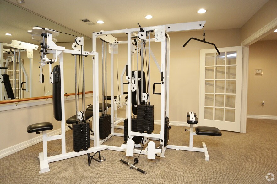 More Photos Of 5600 Salem Run Blvd, Fredericksburg Apartments For Sale