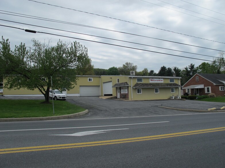 More Photos Of 4056 Marietta Ave, Mount Joy Light Distribution For Lease