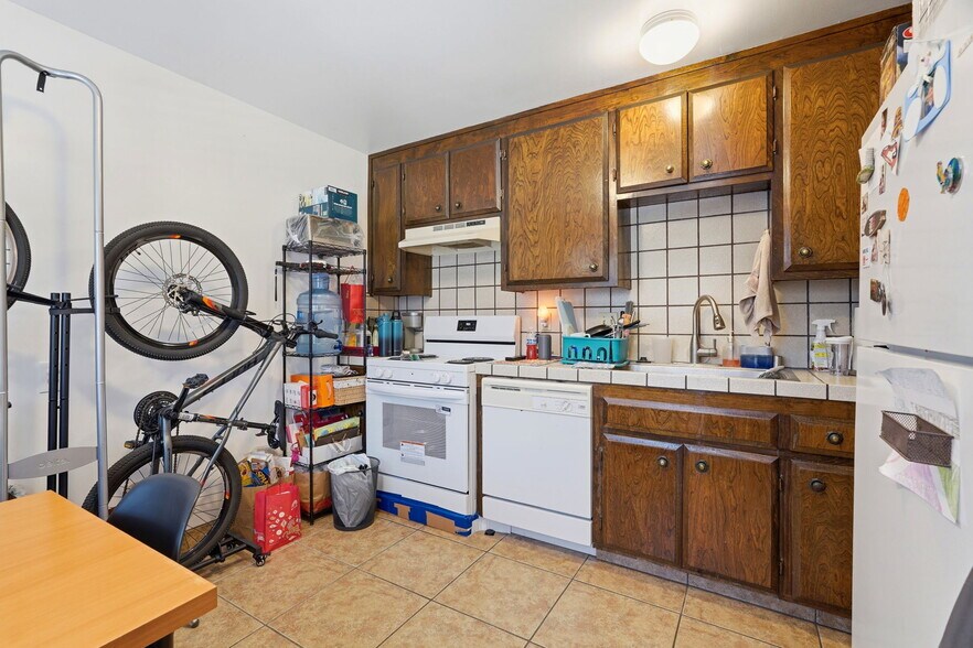 More Photos Of 635 Bolton Ct, San Jose Apartments For Sale