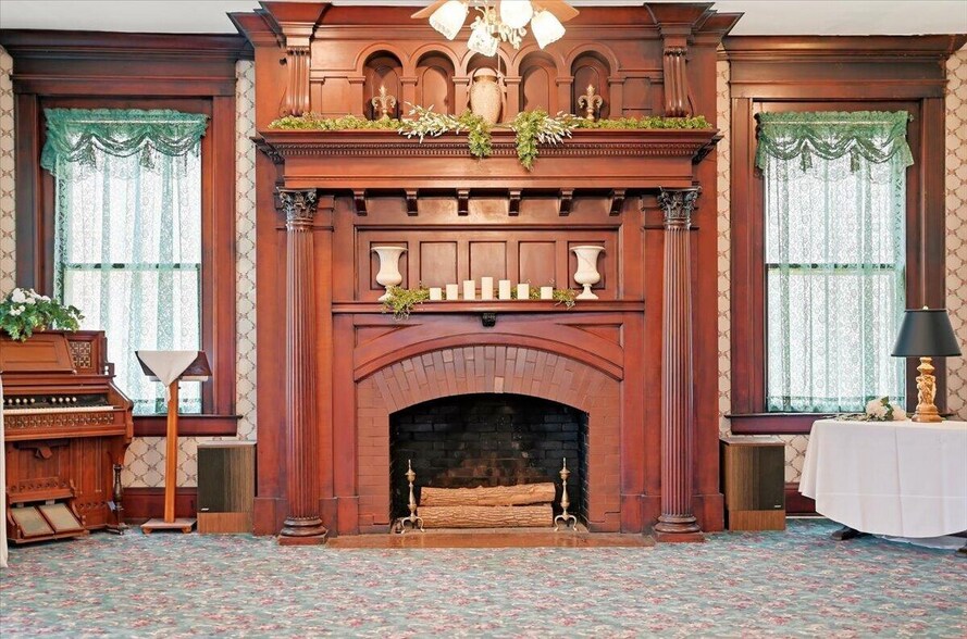 More Photos Of 530 1st Ave, Council Bluffs Lodge Meeting Hall For Sale