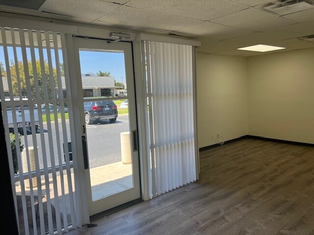 More Photos Of 268 N Lincoln Ave, Corona Unknown For Lease