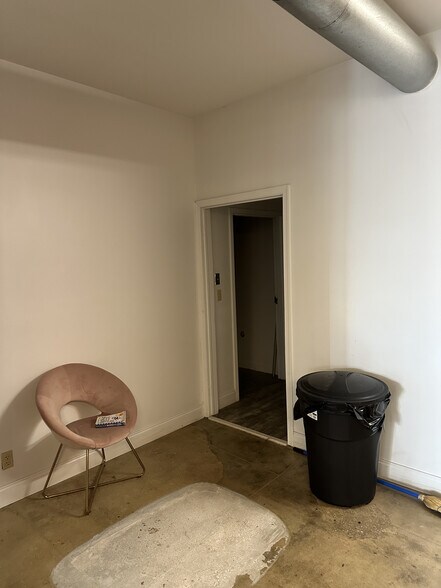 More Photos Of 2112 Morris Ave, Birmingham Office For Lease