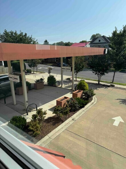 More Photos Of 1600 Princess Anne St, Fredericksburg Storefront Retail Office For Sale