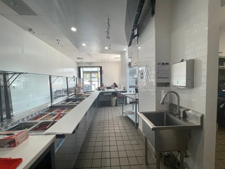 More Photos Of 5900-5930 Monterey Rd, Los Angeles General Retail For Sale