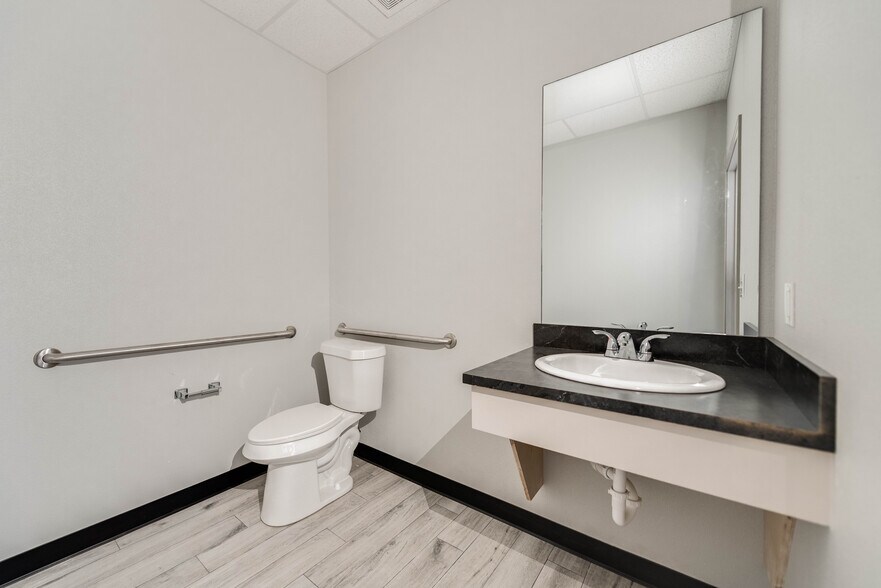 More Photos Of TBD Lot 4 ECR 140, Midland Warehouse For Lease