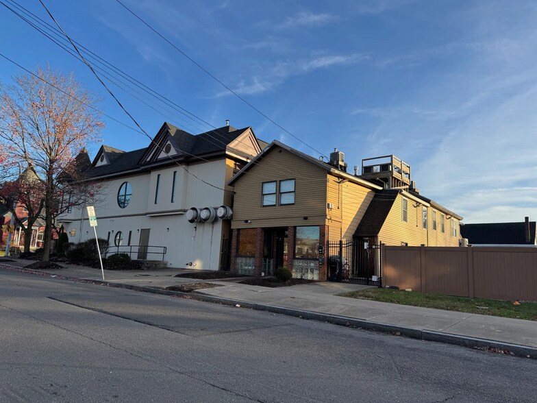 More Photos Of 311-313 N Geddes St, Syracuse Restaurant For Sale