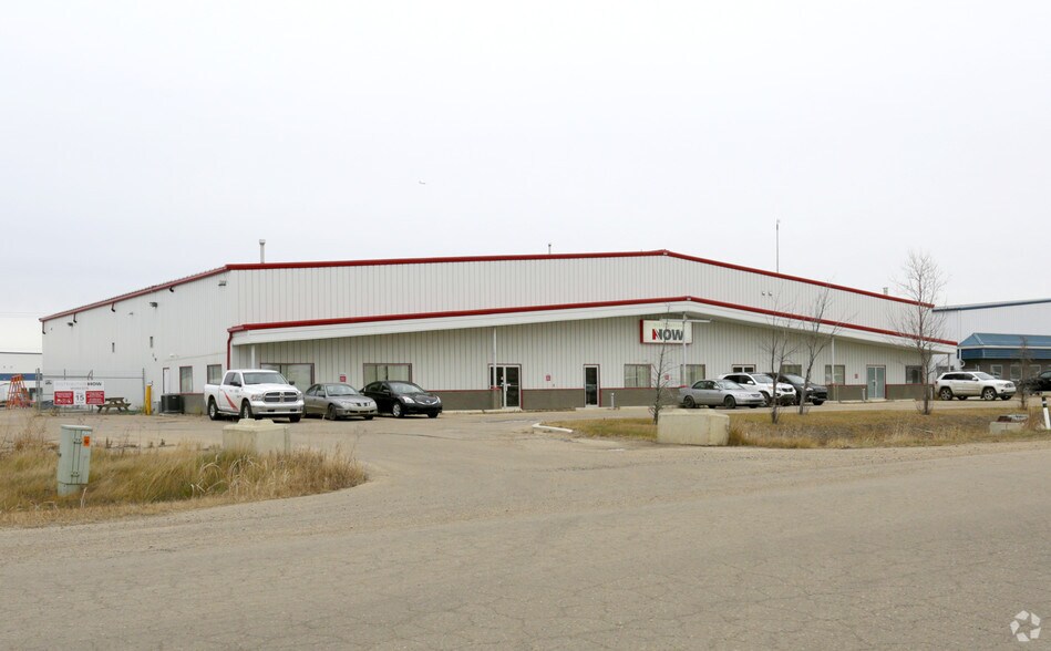More Photos Of 506 24th Ave, Nisku Warehouse For Sale