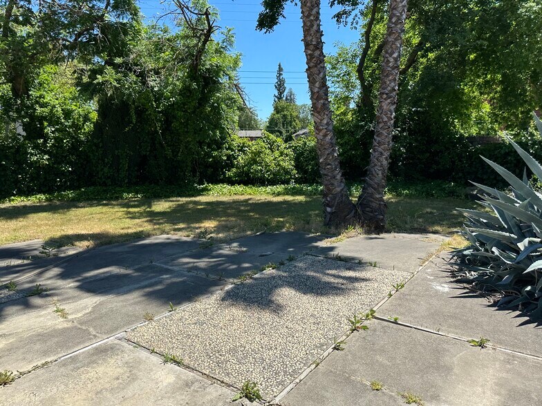 More Photos Of 834 Cathedral ct, Sacramento Land For Sale