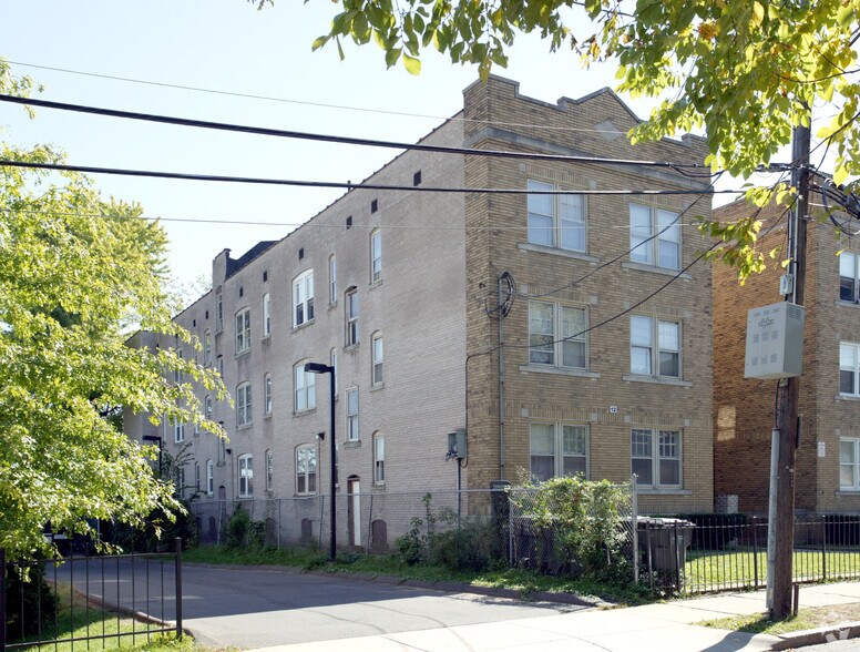 More Photos Of 12-16 Groton St, Hartford Apartments For Sale