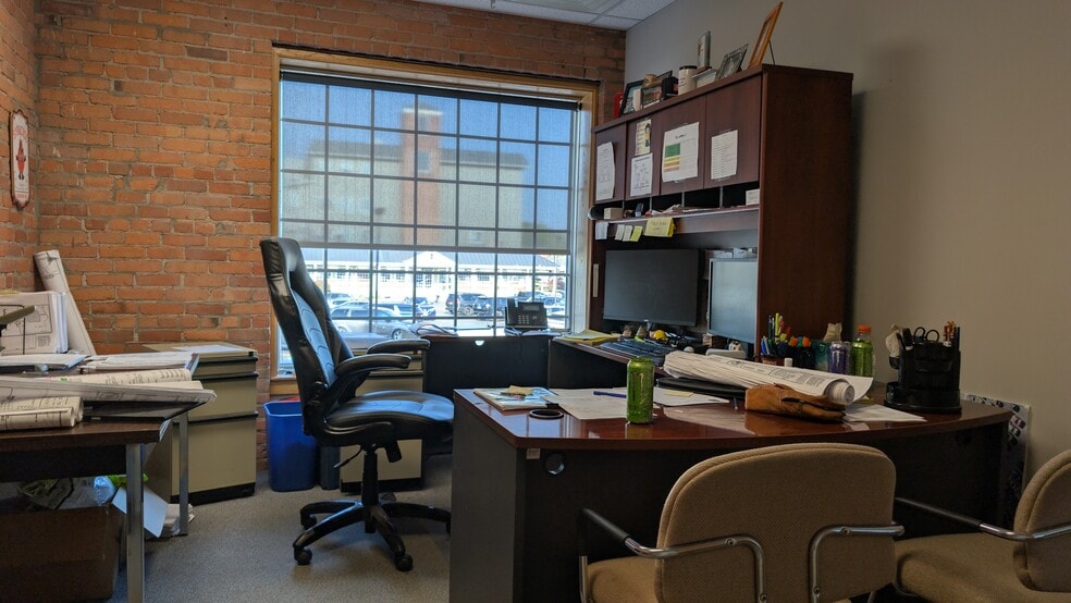 More Photos Of 10 Liftbridge Ln E, Fairport Loft Creative Space For Lease