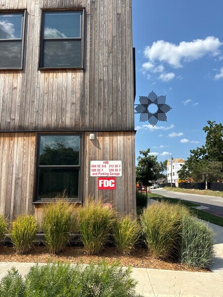 More Photos Of 337 SE 3rd St, Bentonville Apartments For Lease