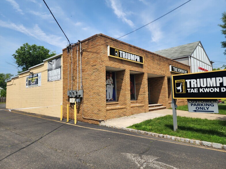 More Photos Of 241 W Union Ave, Bound Brook General Retail For Sale