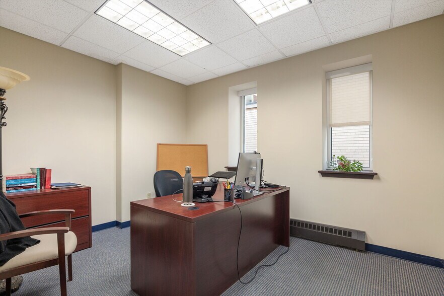 More Photos Of 19 Dove St, Albany Coworking Space