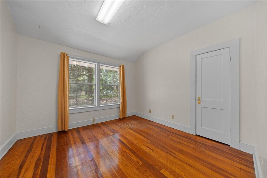 More Photos Of 2206 SE 3rd Ave, Ocala Office Residential For Sale