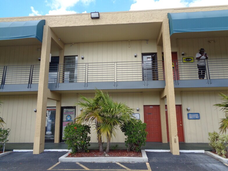 More Photos Of 2331 N State Road 7, Lauderhill Office For Lease