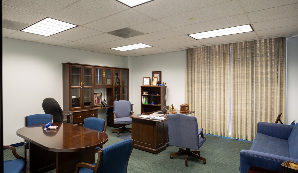 More Photos Of 6252 Telegraph Rd, Commerce Office For Lease