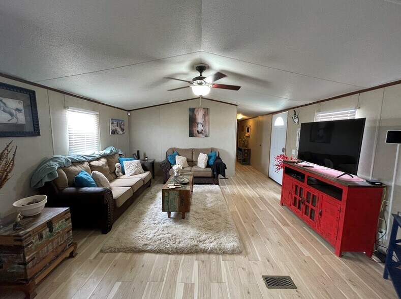 More Photos Of 2306 W Interstate 20, Monahans Land For Sale