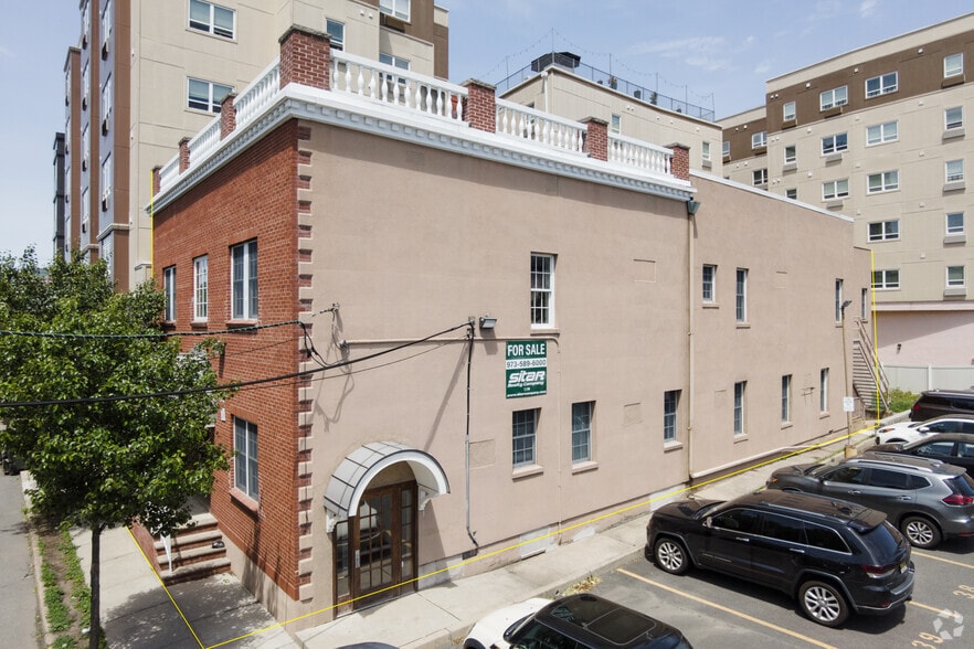 More Photos Of 36 Bergen St, Hackensack Loft Creative Space For Sale