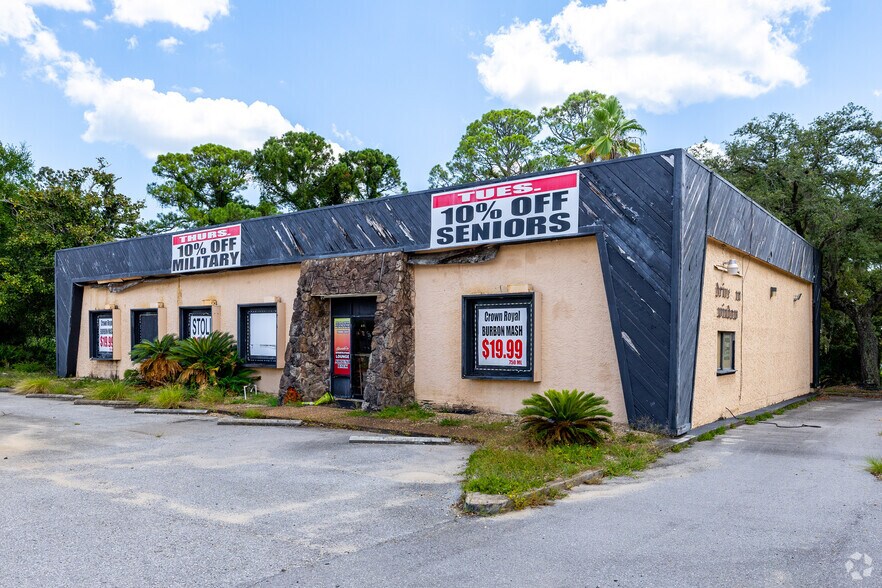 More Photos Of 757 E Miracle Strip Pky, Mary Esther General Retail For Sale