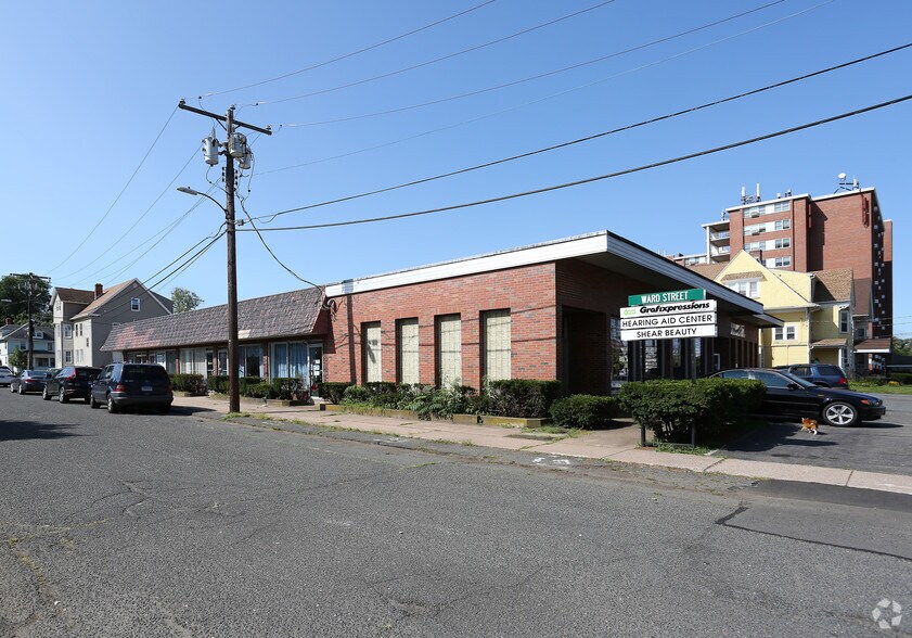 More Photos Of 73-77 Connecticut Blvd, East Hartford Freestanding For Lease