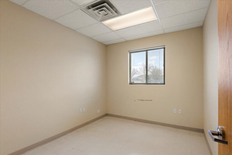 More Photos Of 105 Lehigh Ave, Pueblo Office Residential For Sale