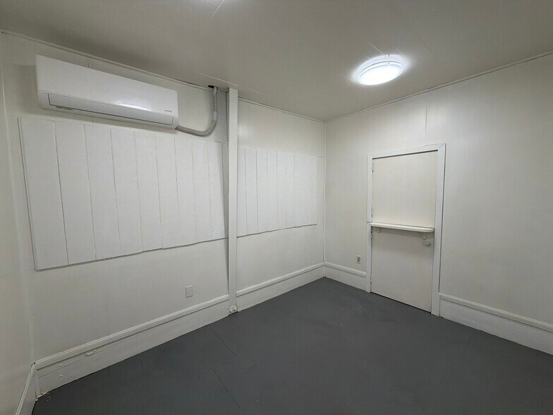 More Photos Of 2544 Chico Ave, South El Monte Manufacturing For Lease