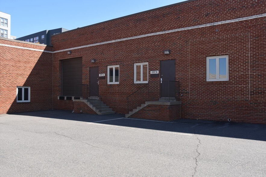 More Photos Of 2801 Merrilee Dr, Fairfax Warehouse For Lease