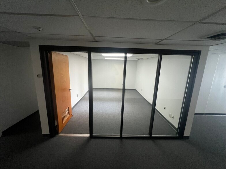 More Photos Of 30 Boston Post Rd, Wayland Office For Lease