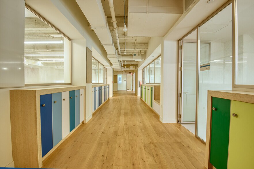 More Photos Of 156 William St, New York Medical For Lease