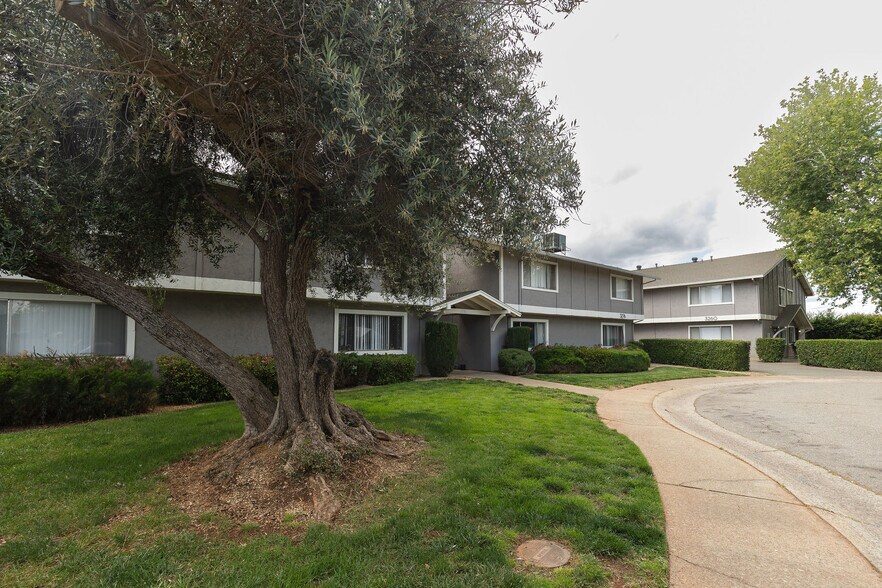 More Photos Of 3260 Alexander Dr, Redding Apartments For Sale