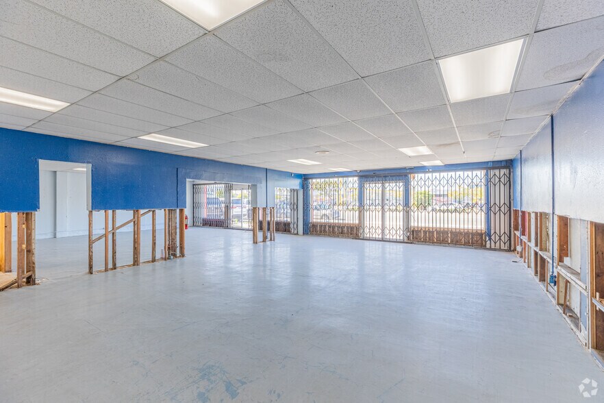 More Photos Of 1705-1727 National City Blvd, National City Auto Dealership For Lease