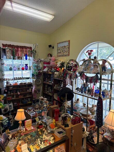 More Photos Of 3307 Manatee Ave, Bradenton Freestanding For Sale