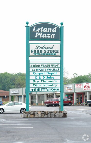 More Photos Of 270-302 Veterans Memorial Hwy SW, Mableton Freestanding For Lease