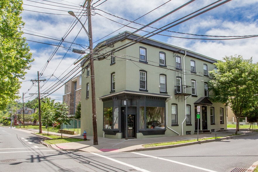 More Photos Of 41 Church St, Lambertville Apartments For Sale