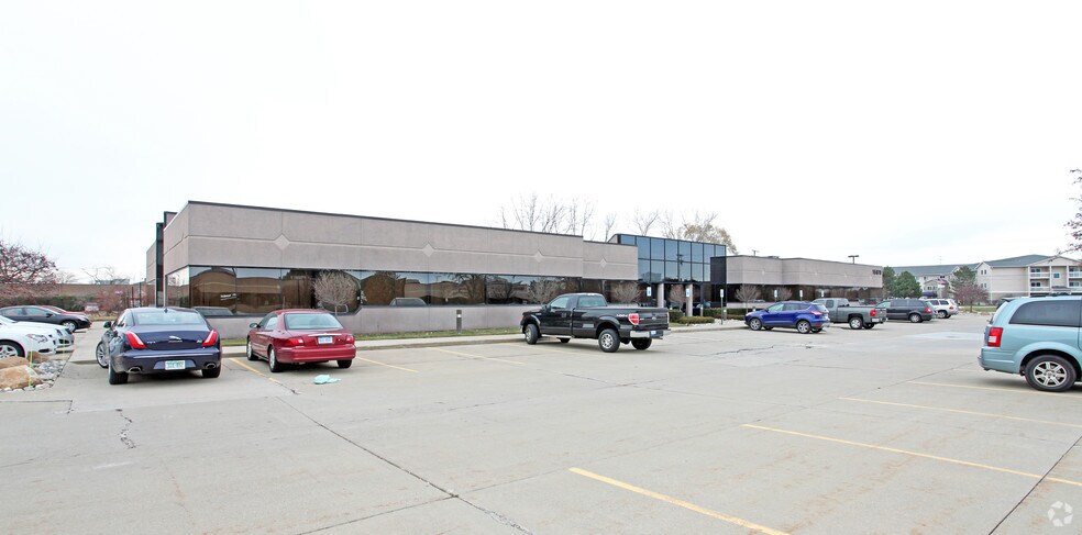 More Photos Of 15870 19 Mile Rd, Clinton Township Medical For Lease