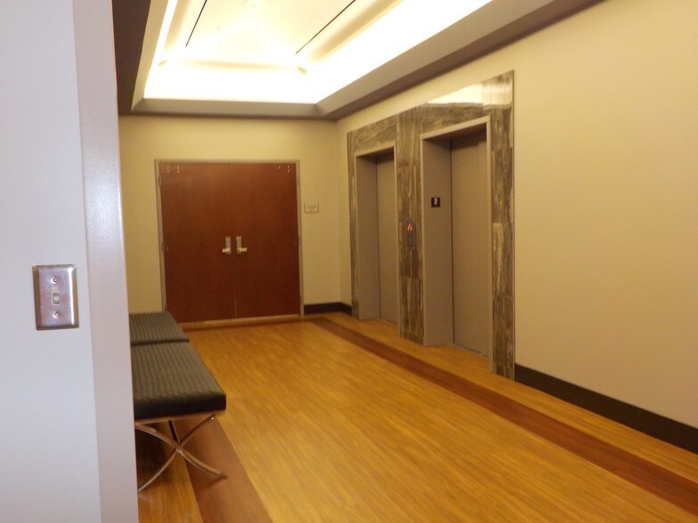 More Photos Of 5700 N Exp 77/83, Brownsville Medical For Lease