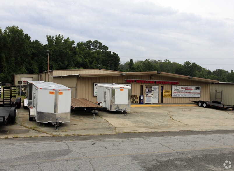 More Photos Of 3928 Ogeechee Rd, Savannah Warehouse For Lease