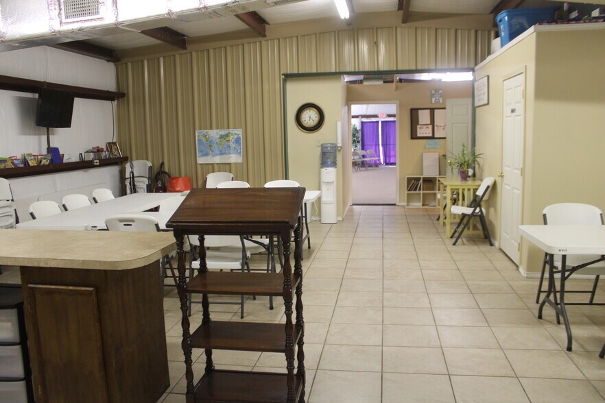 More Photos Of 344 Broadway, Winnie Religious Facility For Sale