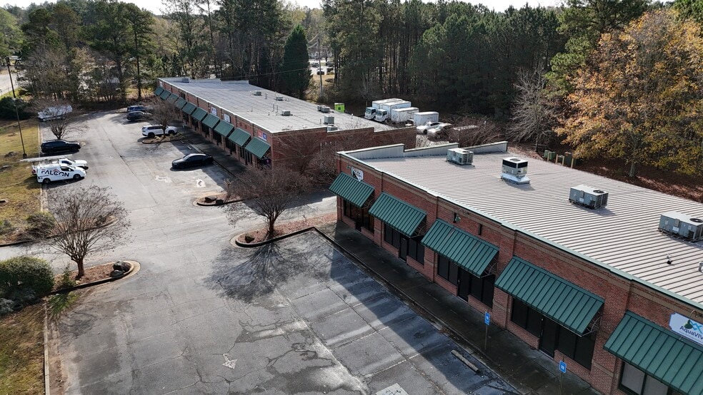 More Photos Of 116 Tyrone Palmetto Rd, Tyrone General Retail For Sale