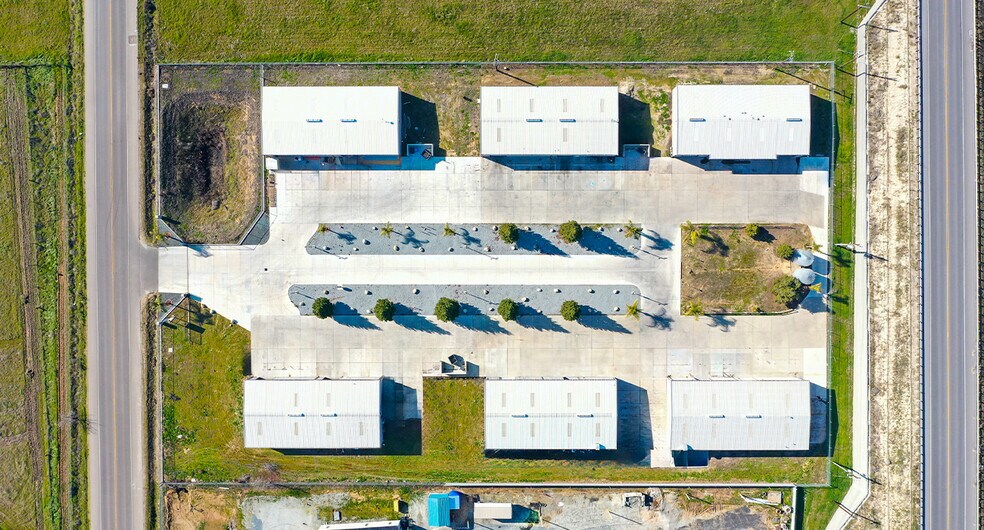 More Photos Of 28810-28820 Avenue 15 1/2, Madera Unknown For Lease