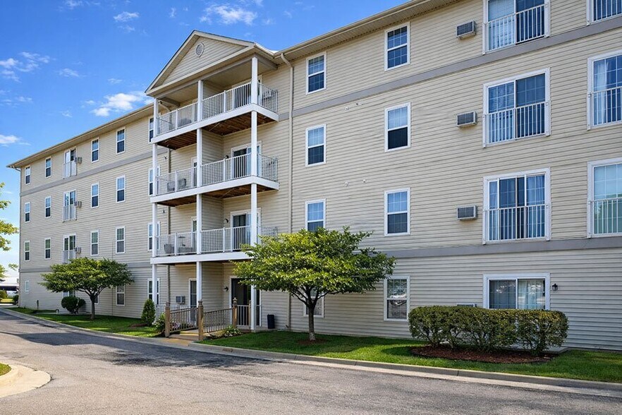 More Photos Of 3345 Military St, Port Huron Apartments For Sale