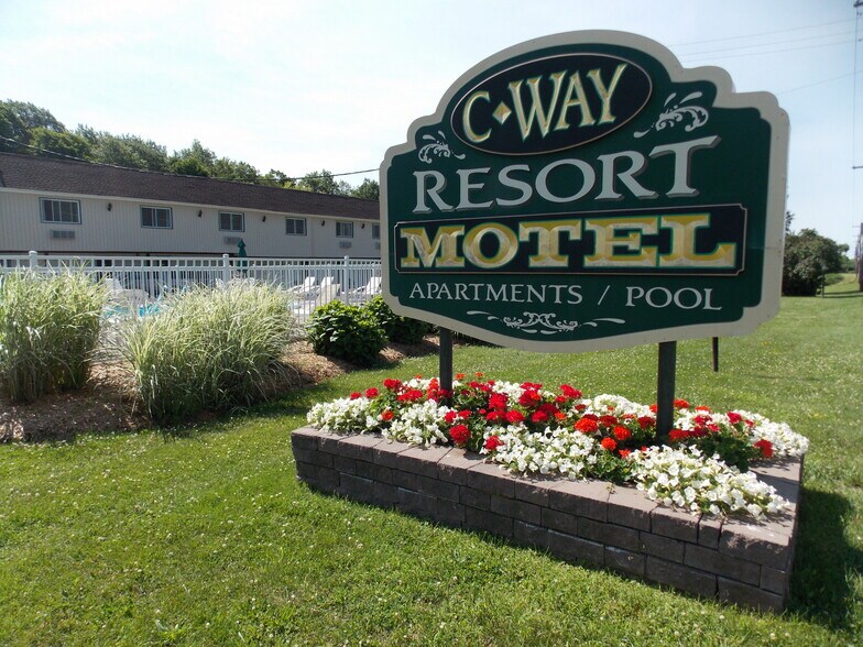 More Photos Of 37067 Nys Route 12, Clayton Hotel For Sale