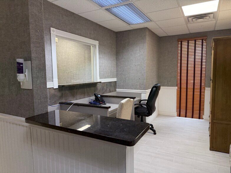 Primary Photo Of 5105 Bowden Rd, Jacksonville Loft Creative Space For Lease
