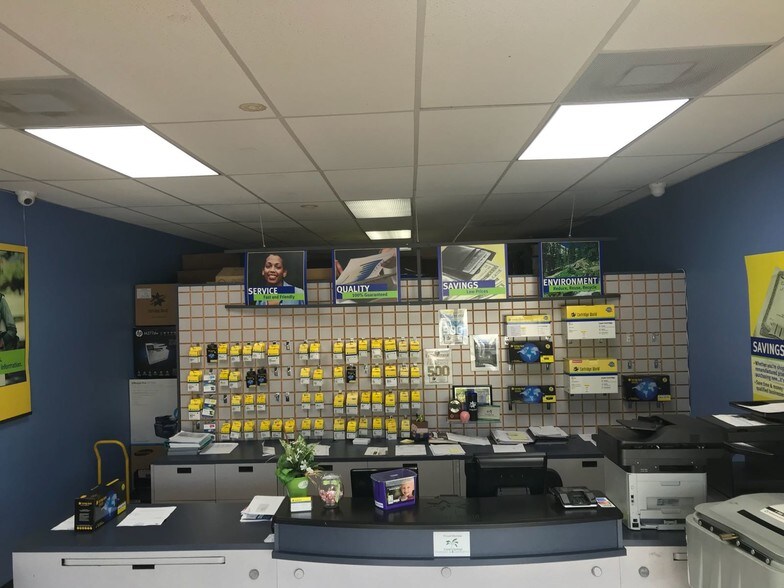 More Photos Of 10250-10352 W Sample Rd, Coral Springs Storefront Retail Office For Sale