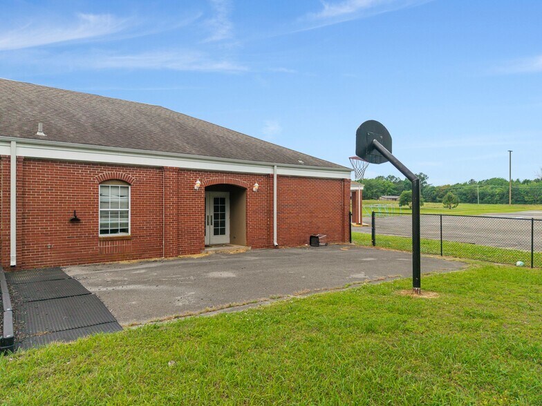 More Photos Of 1101 N Wheeler Ave, Sallisaw Religious Facility For Sale