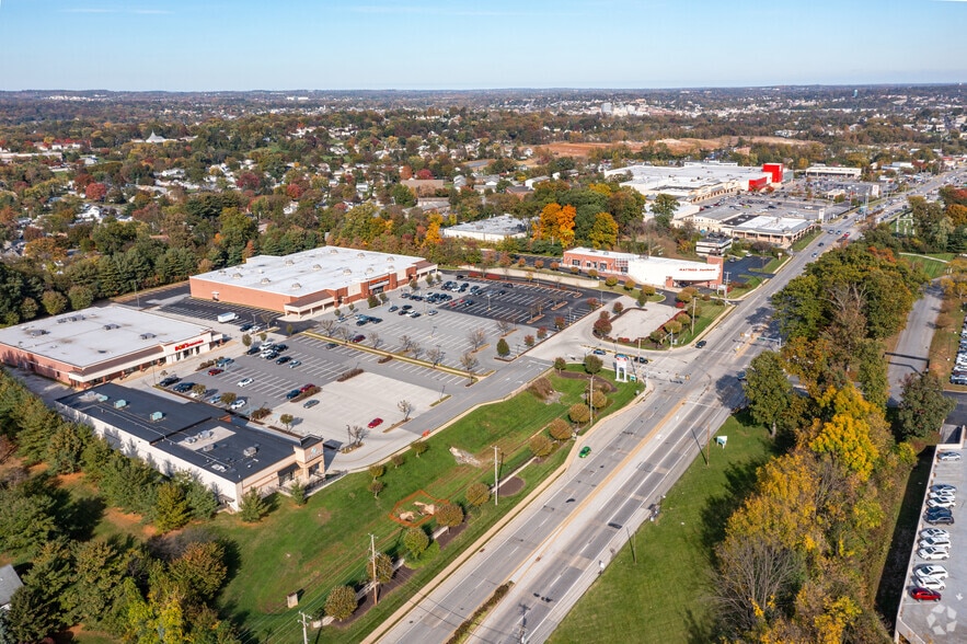 More Photos Of 268 W Dekalb Pike, King Of Prussia Freestanding For Lease
