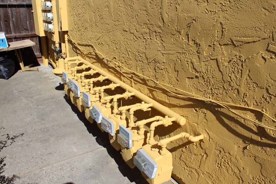 More Photos Of 7191 Eigleberry St, Gilroy Apartments For Sale